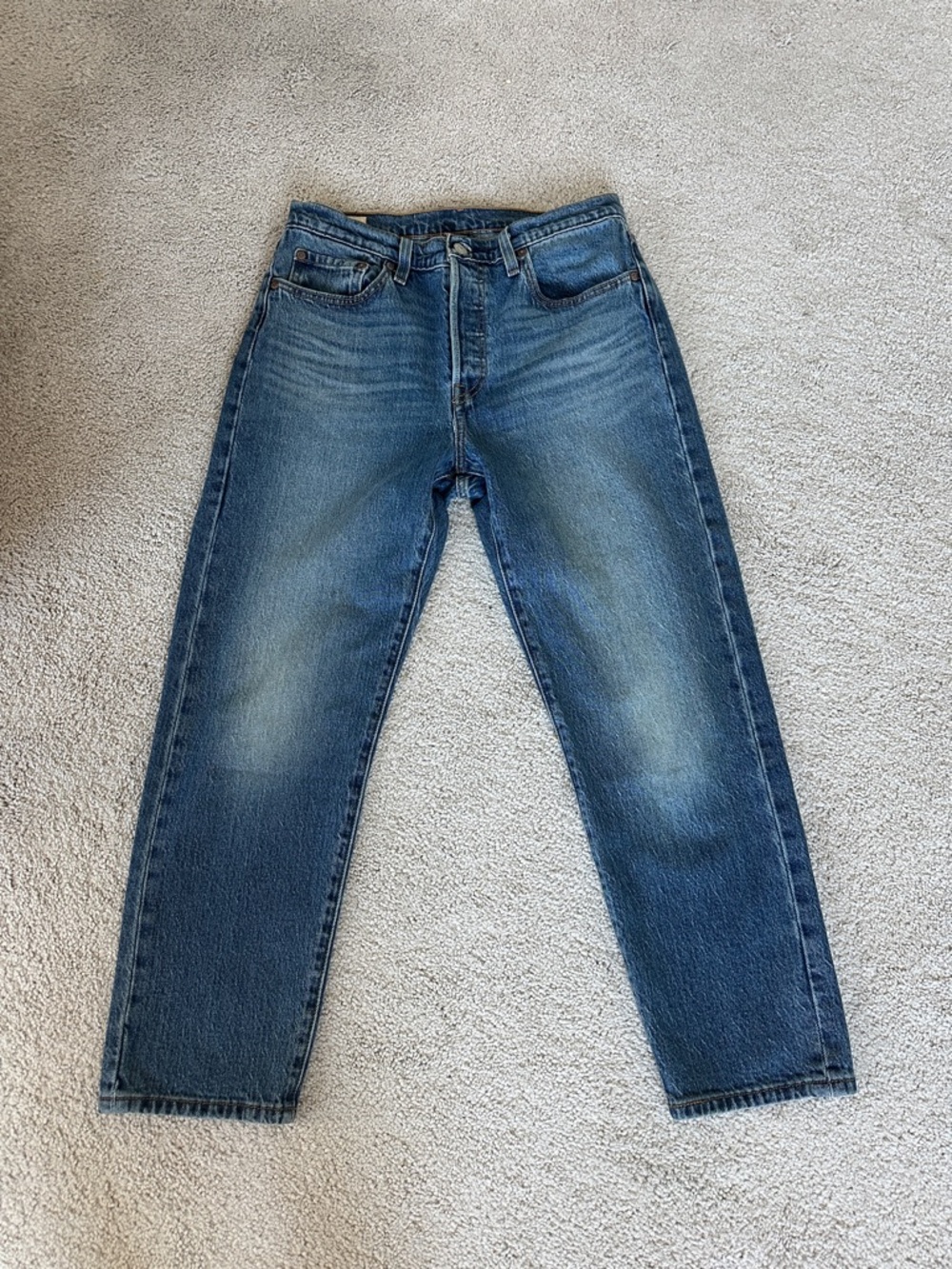 Levi's 501 Original Cropped High-Rise Straight Jeans in Size 28.